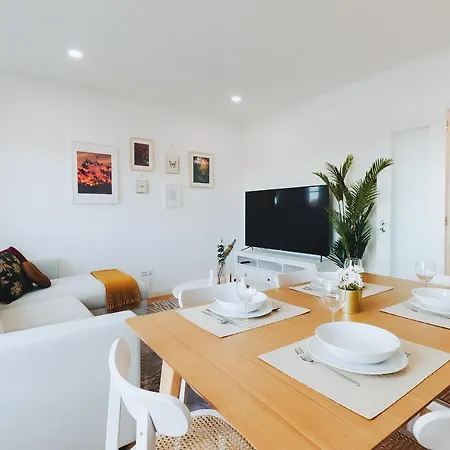 Gabriela - Perto Do Centro Com Vista Santa Luzia Apartament